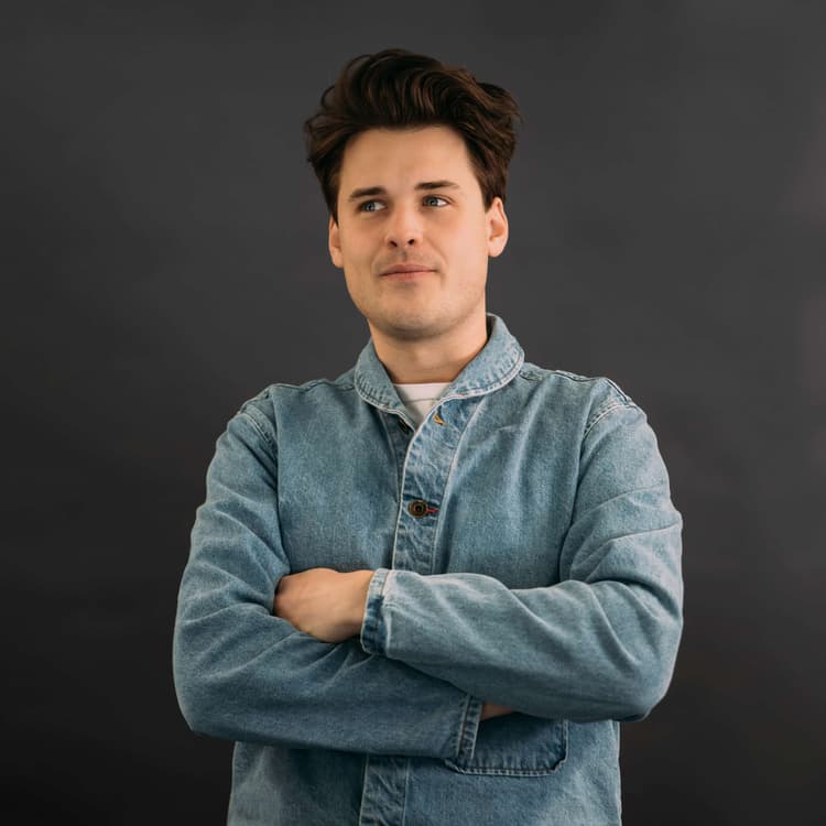 Elijah VanDine