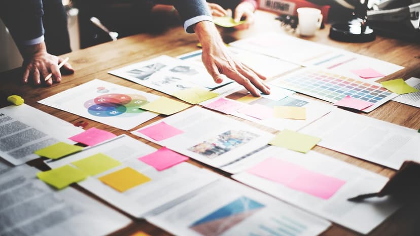 How to Evolve Your Brand: Rebranding vs. Refreshing