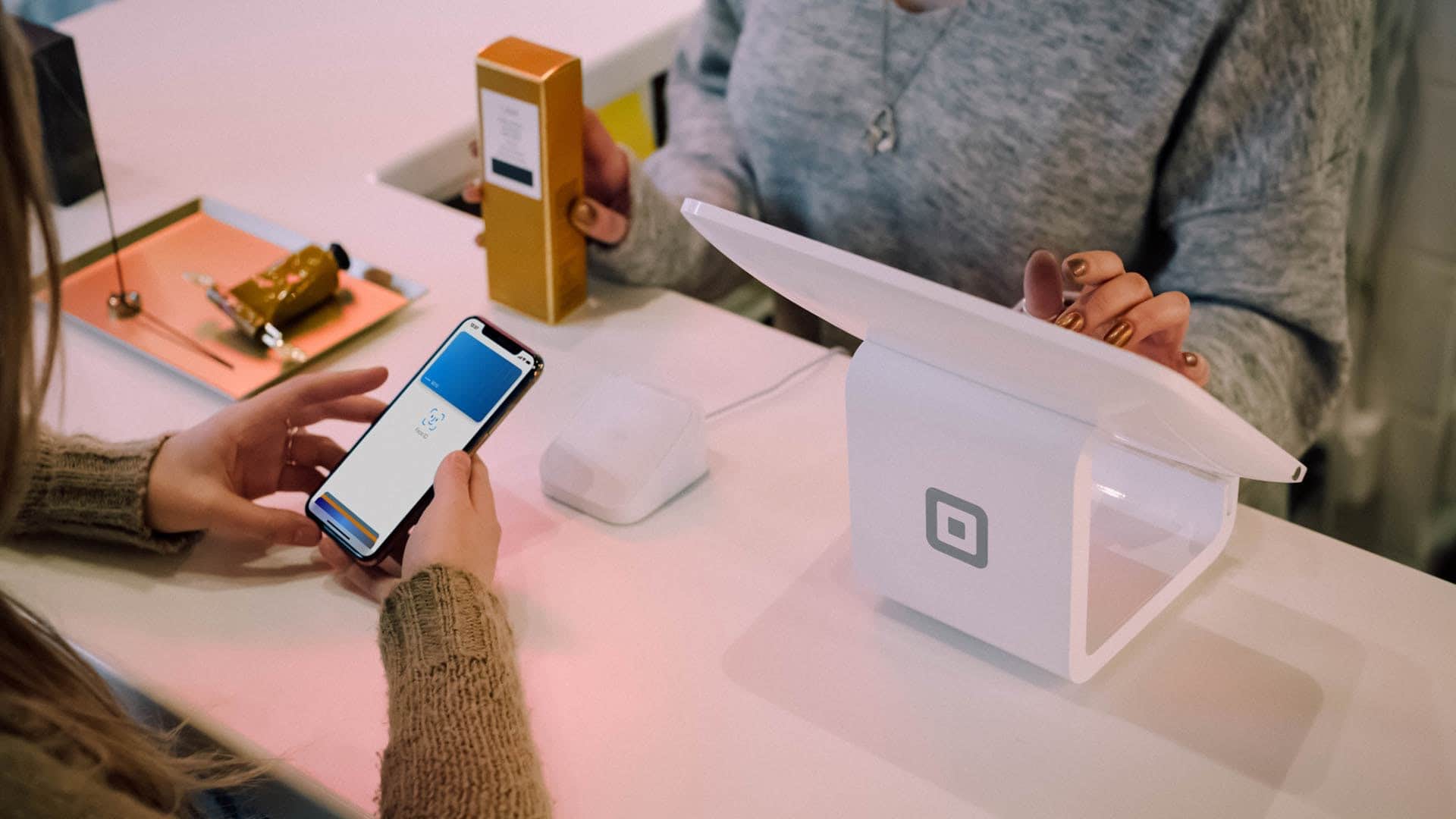 How to Create a Successful Co-branding Program During Your Slow Season