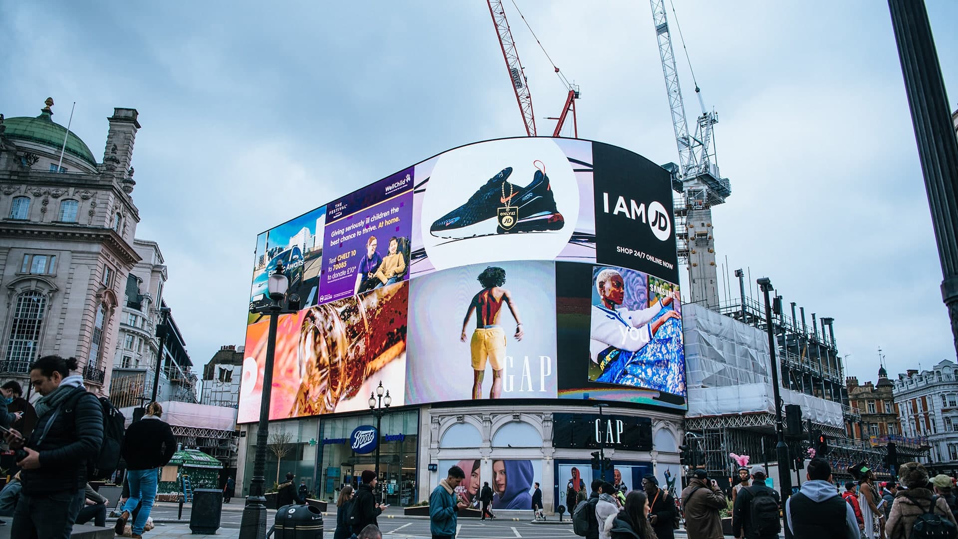 Digital Demand Gen Not Responding? Consider a Multimedia Campaign